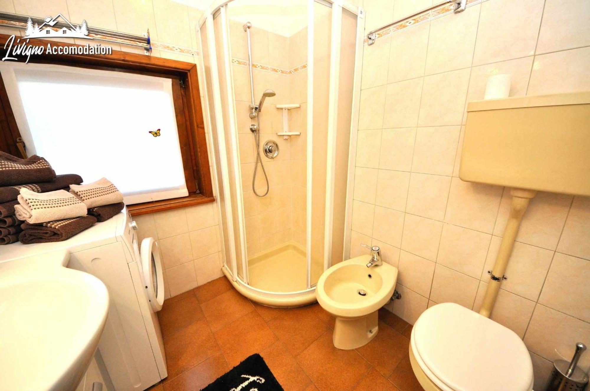 Al Me Bait By Livigno Accomodation Ruang foto