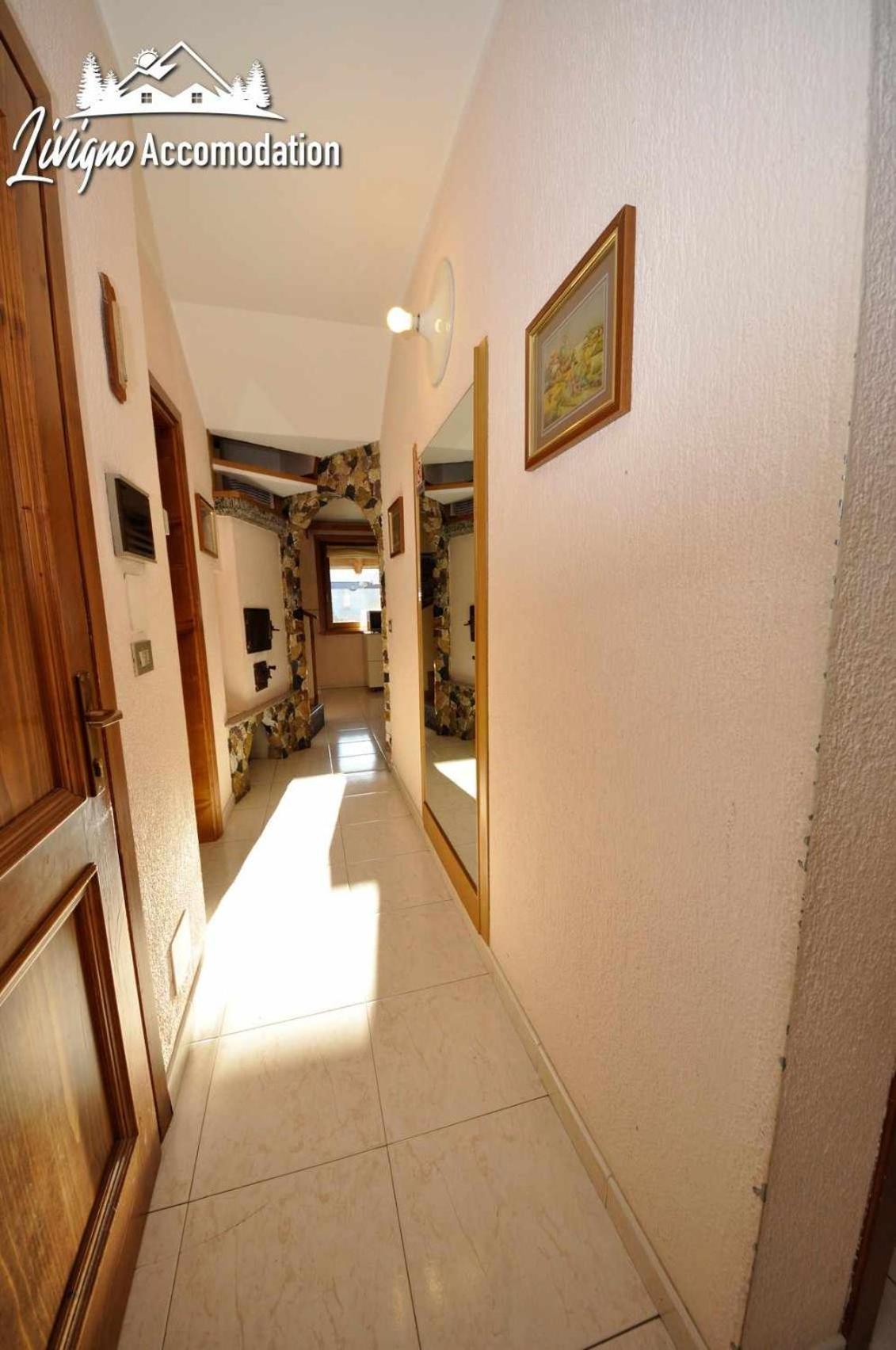 Al Me Bait By Livigno Accomodation Ruang foto