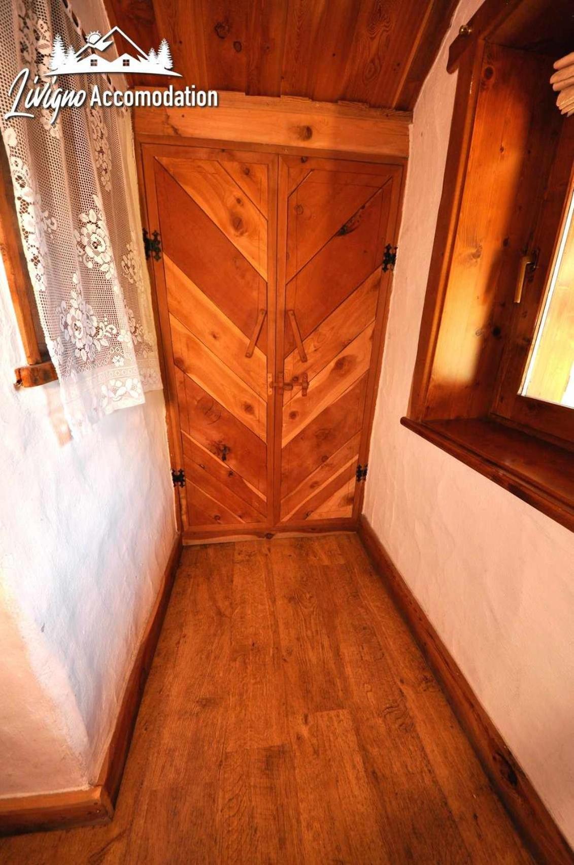 Al Me Bait By Livigno Accomodation Ruang foto