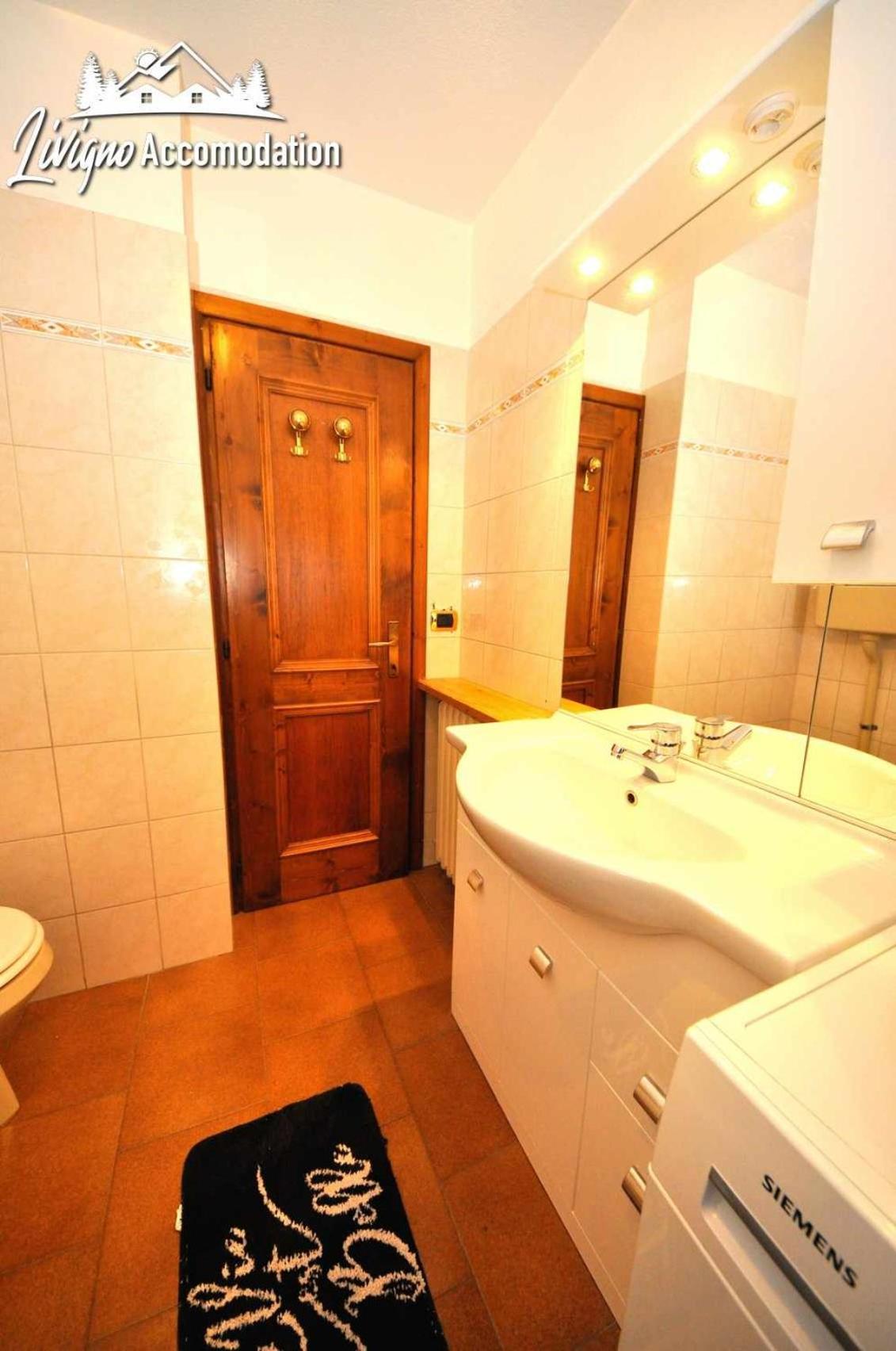 Al Me Bait By Livigno Accomodation Ruang foto