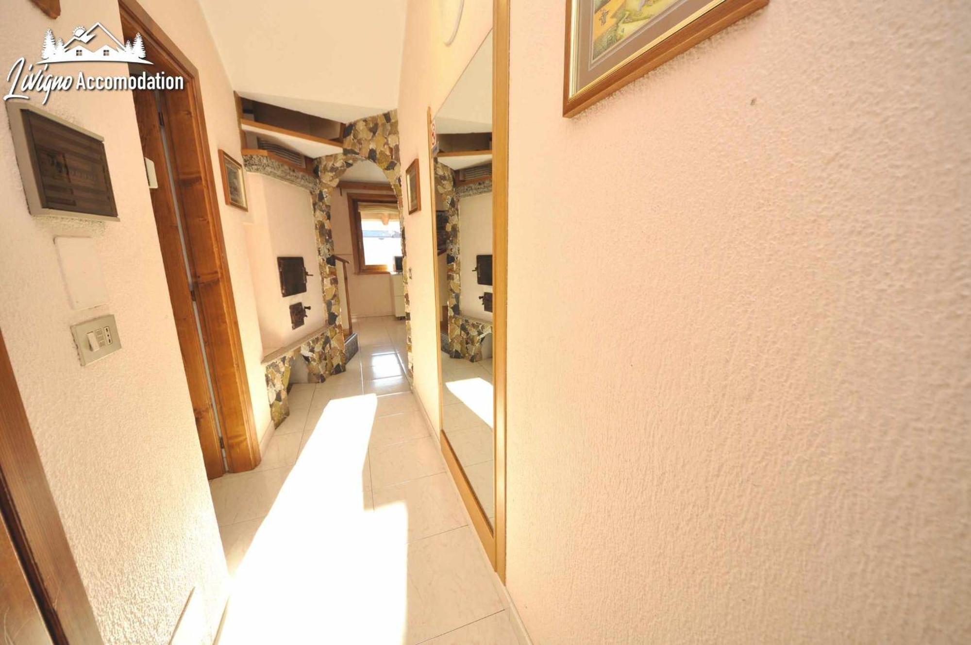 Al Me Bait By Livigno Accomodation Ruang foto