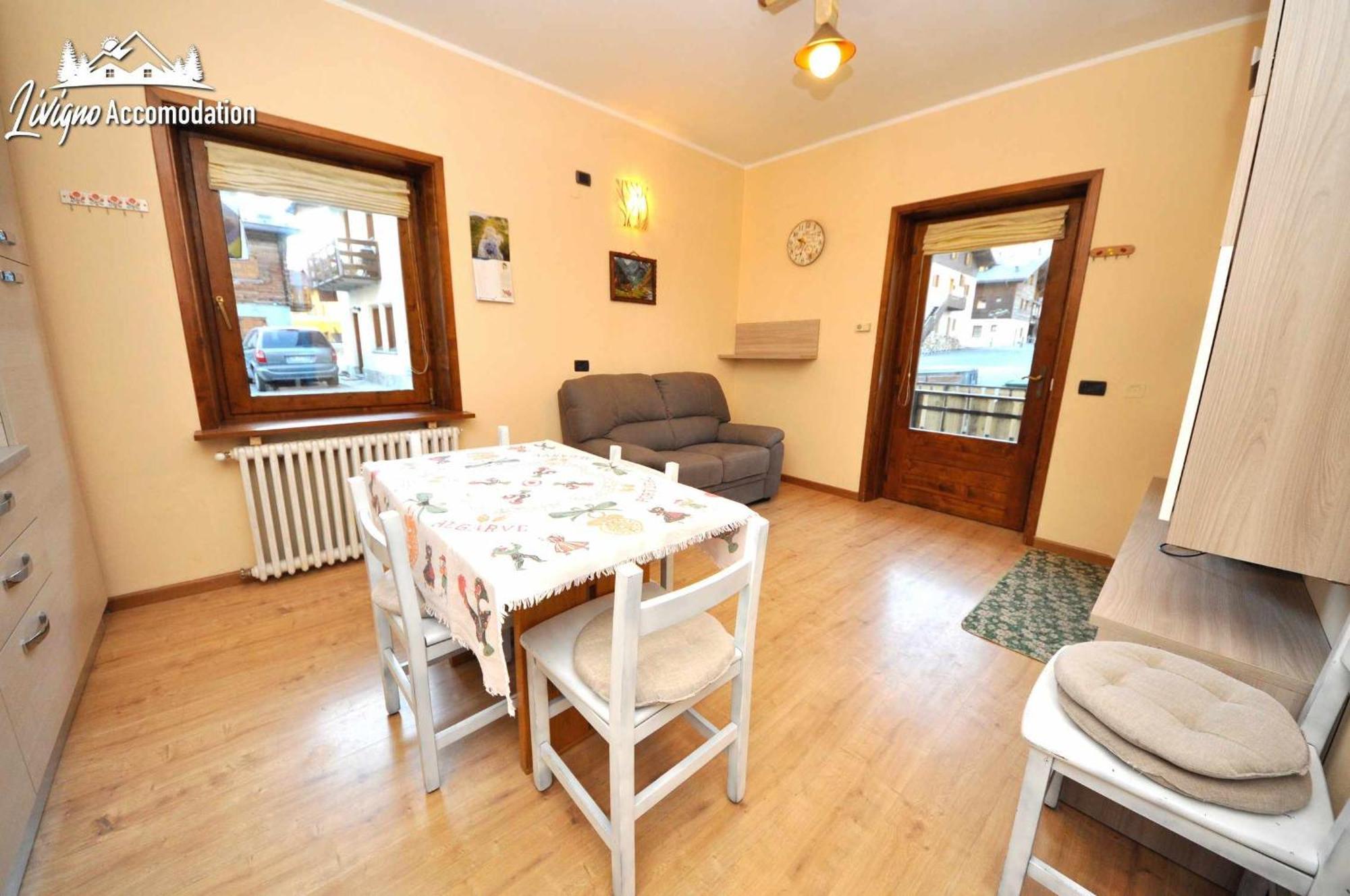 Al Me Bait By Livigno Accomodation Ruang foto